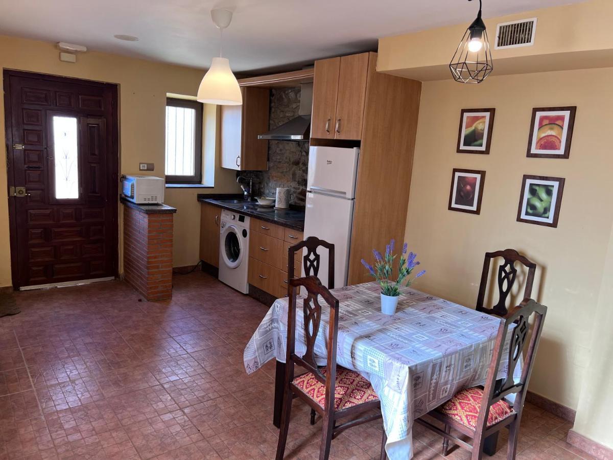 Villa La Casina Del Rio à Argovejo Extérieur photo